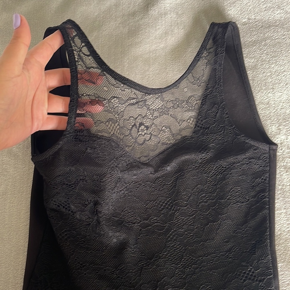 Free💜 H&M divided size 2 black dress